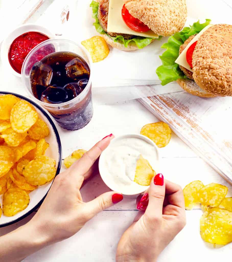 what is junk food short answer