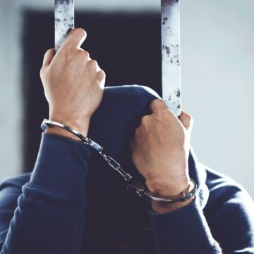 10 Under the Table Jobs That Pay Well